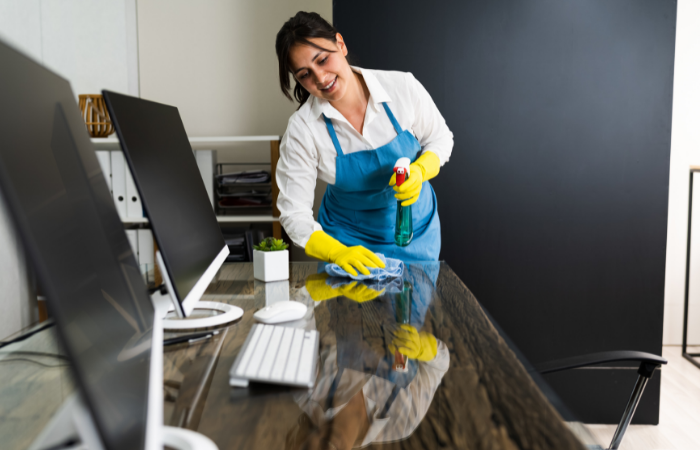 Dịch vụ dọn dẹp vệ sinh quận 7 - Công ty công nghiệp Clean Aplite