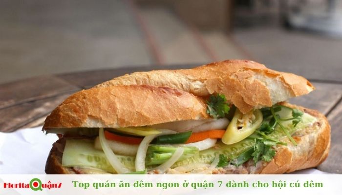 Bánh mì gà Nguyễn Thị Thập